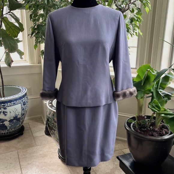 STUNNING! Vintage Chetta B Suit with Mink Cuffs - Picture 1 of 5